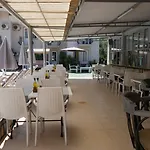Nefis Hotel 3*