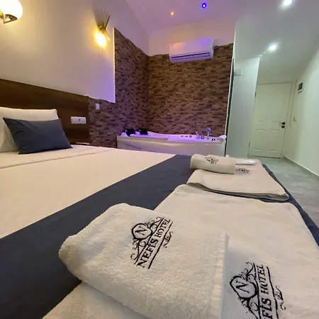 Hotel Nefis 3*
