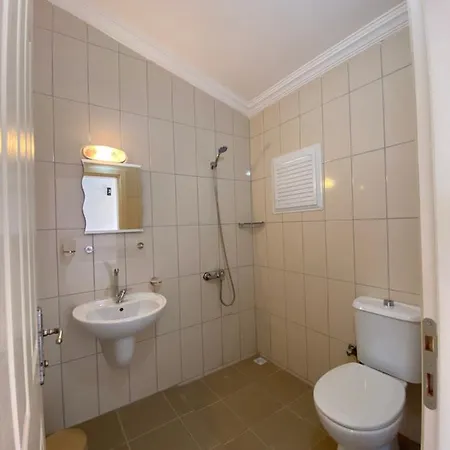 Отель Nefis 3*